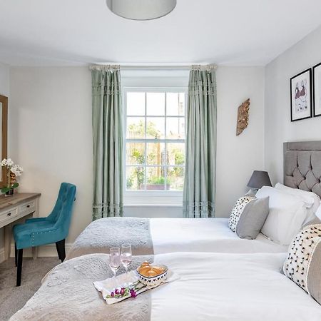 Gorgeous Garden Apartment Bath Bagian luar foto