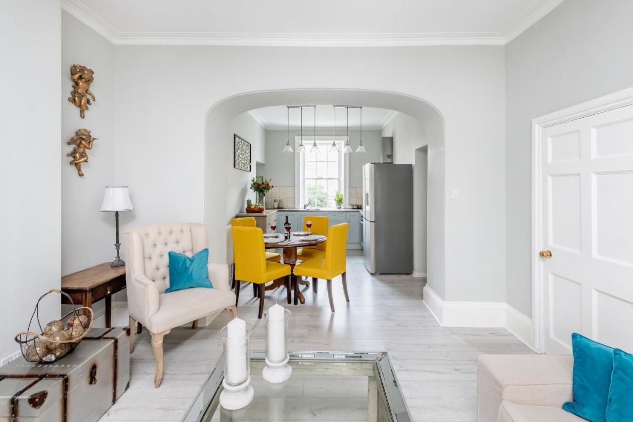 Gorgeous Garden Apartment Bath Bagian luar foto